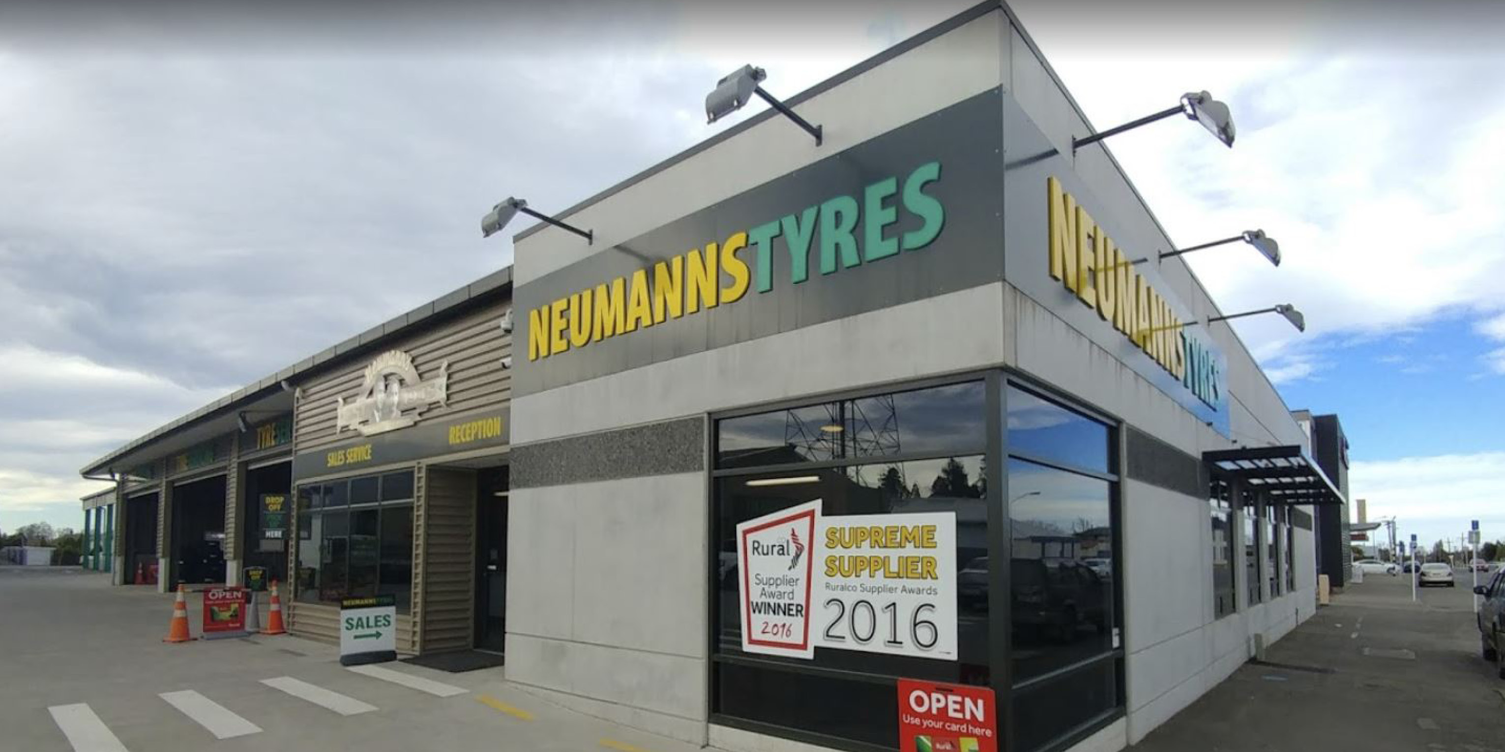 Neumanns Tyre