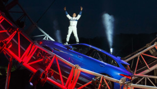 jaguar sets new world record while unveiling its new f pace model video photo gallery 9